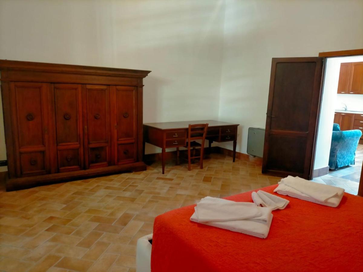 Antico Borgo La Commenda Aparthotel 3*