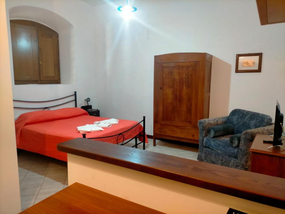 Antico Borgo La Commenda Aparthotel 3*