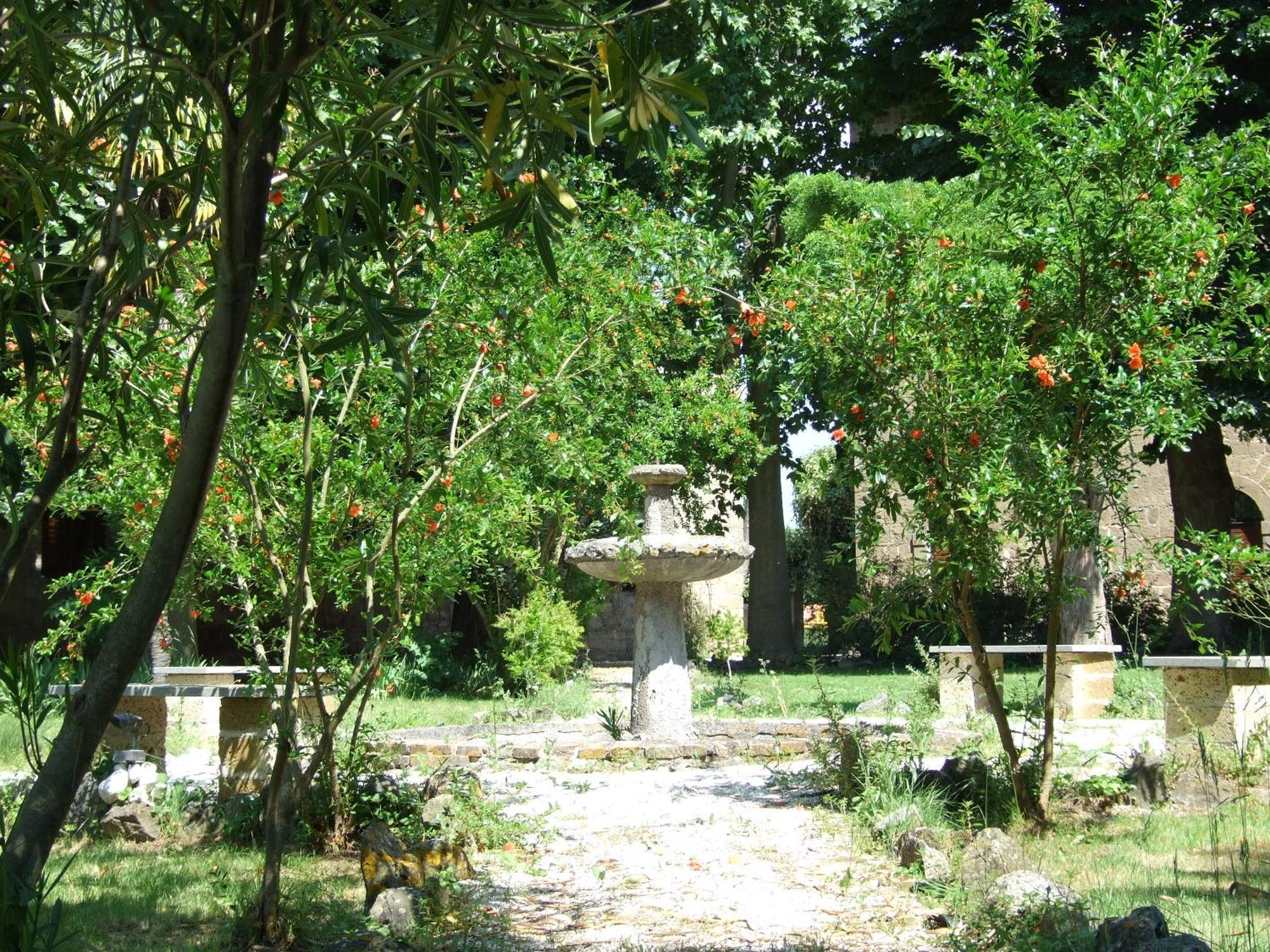 Antico Borgo La Commenda Aparthotel