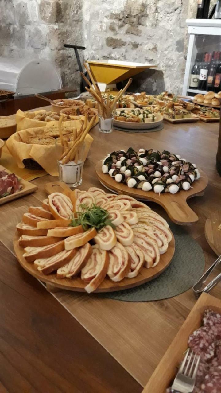 Antico Borgo La Commenda Aparthotel